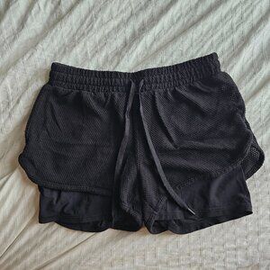 Aritzia The Constant Blasis Shorts - 2017 - Black - Sz S